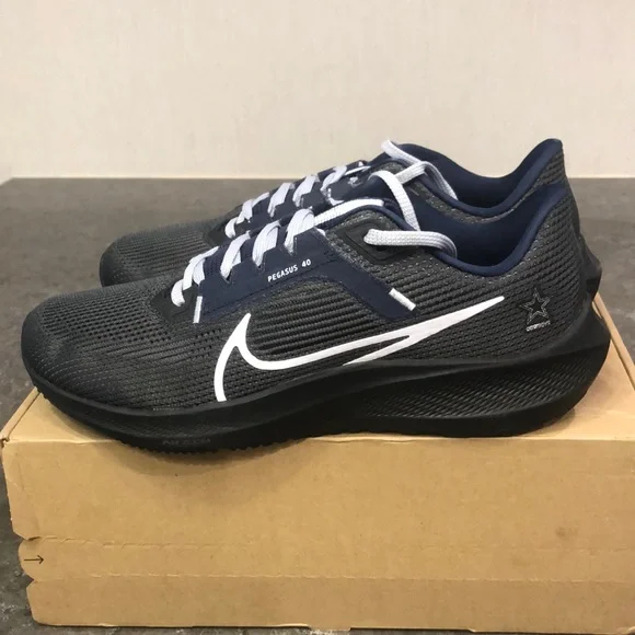 Nike | Shoes | Nike Zoom Pegasus 4 Cowboys Size 05 | Poshmark display picture 2